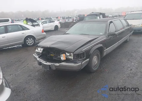 1996 Cadillac Fleetwood Brougham z USA, uszkodzony, nr VIN 1G6DW52P4TR711825